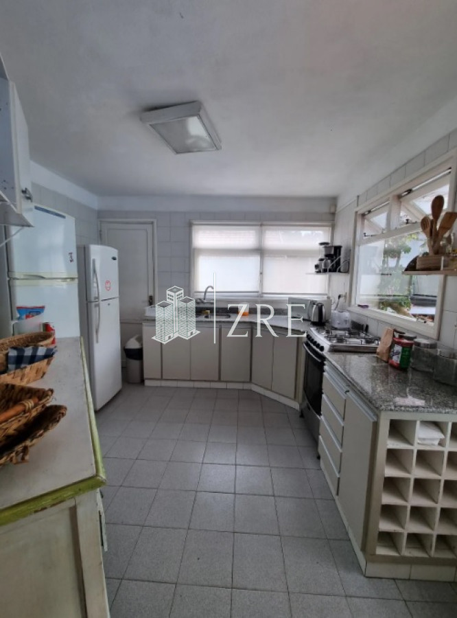 Casa ID.198 - Casa en venta 4 dormitorios La Barra