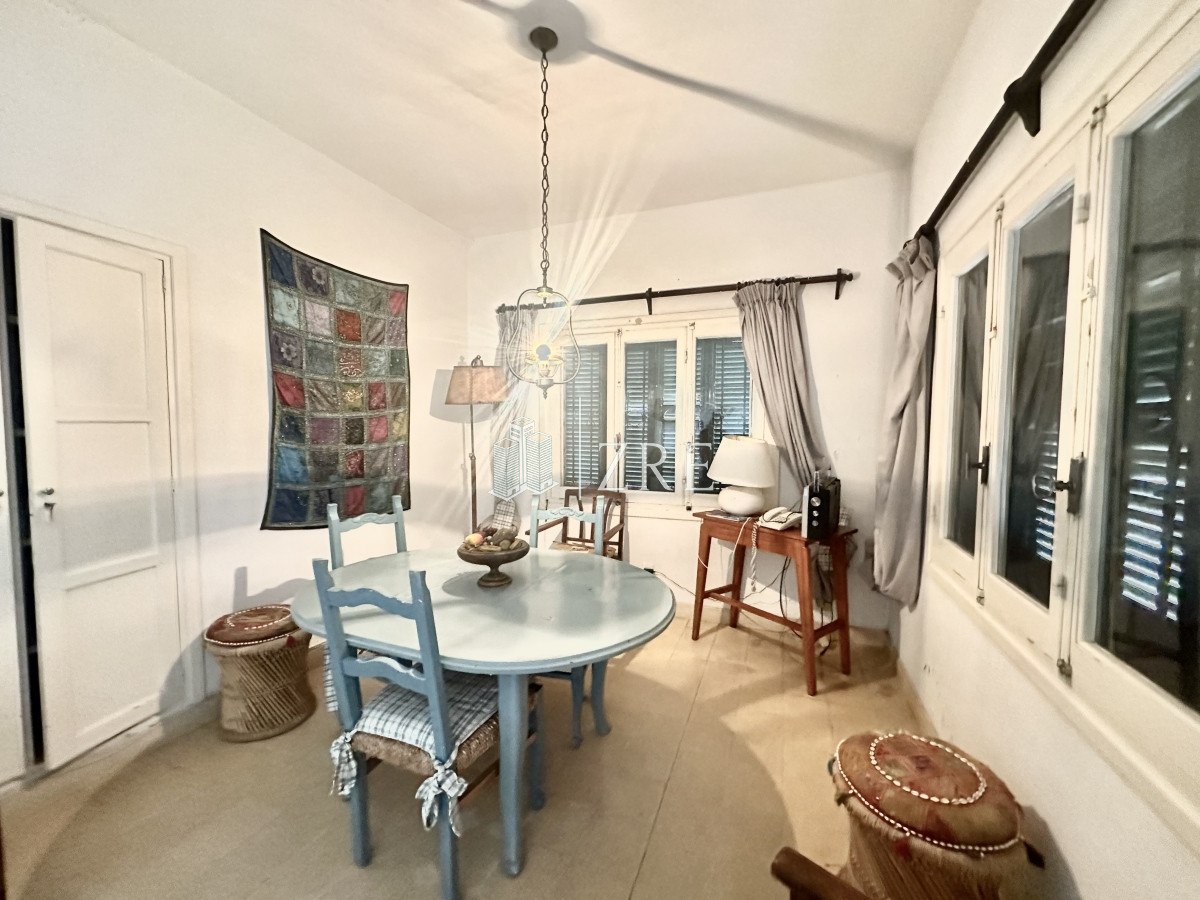 Casa ID.798 - Venta casa 7 dormitorios. Playa brava, Punta del Este