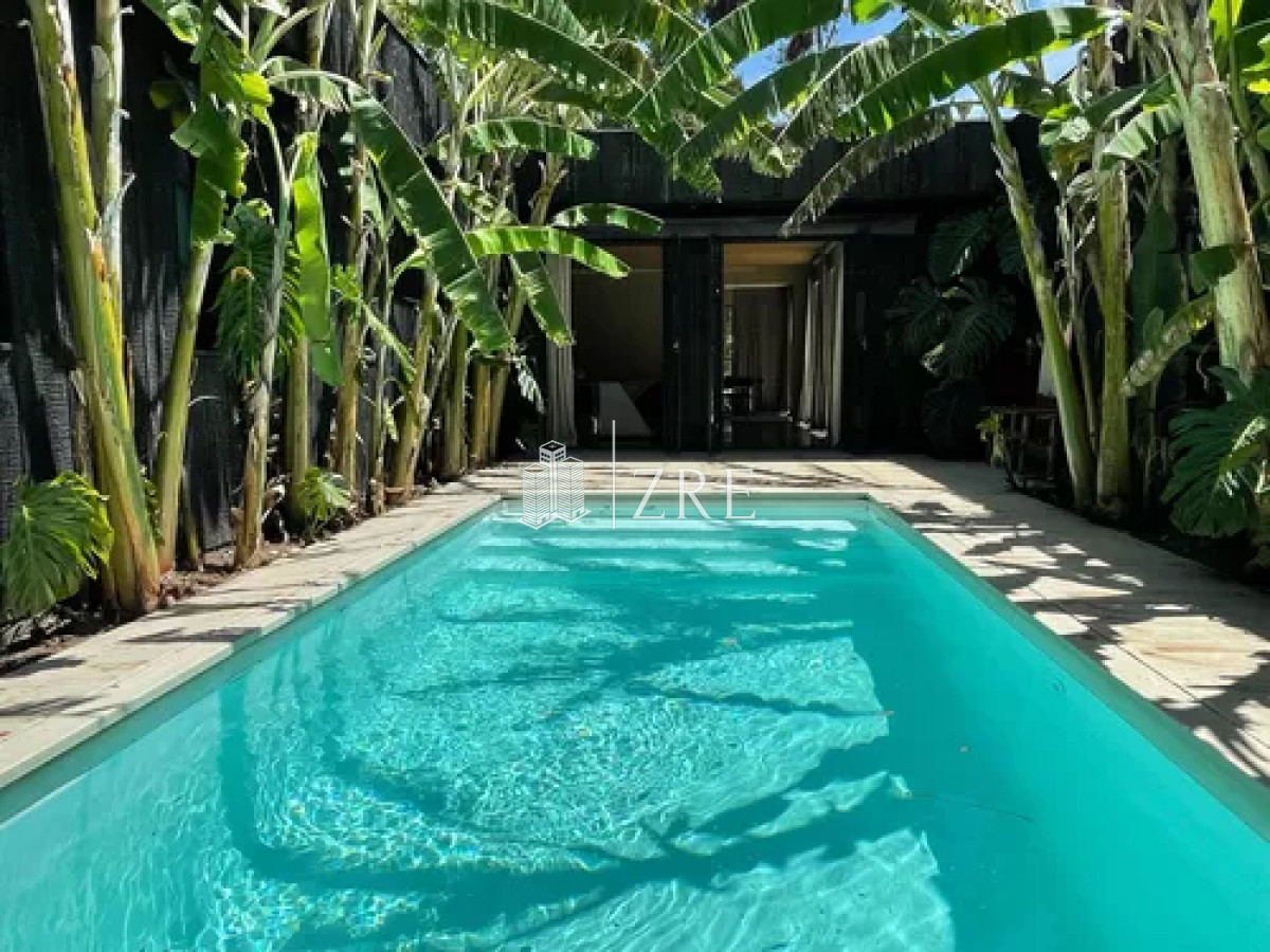 Casa ID.643 - Venta casa cuatro dormitorios. Laguna del Sauce, Punta Ballena.