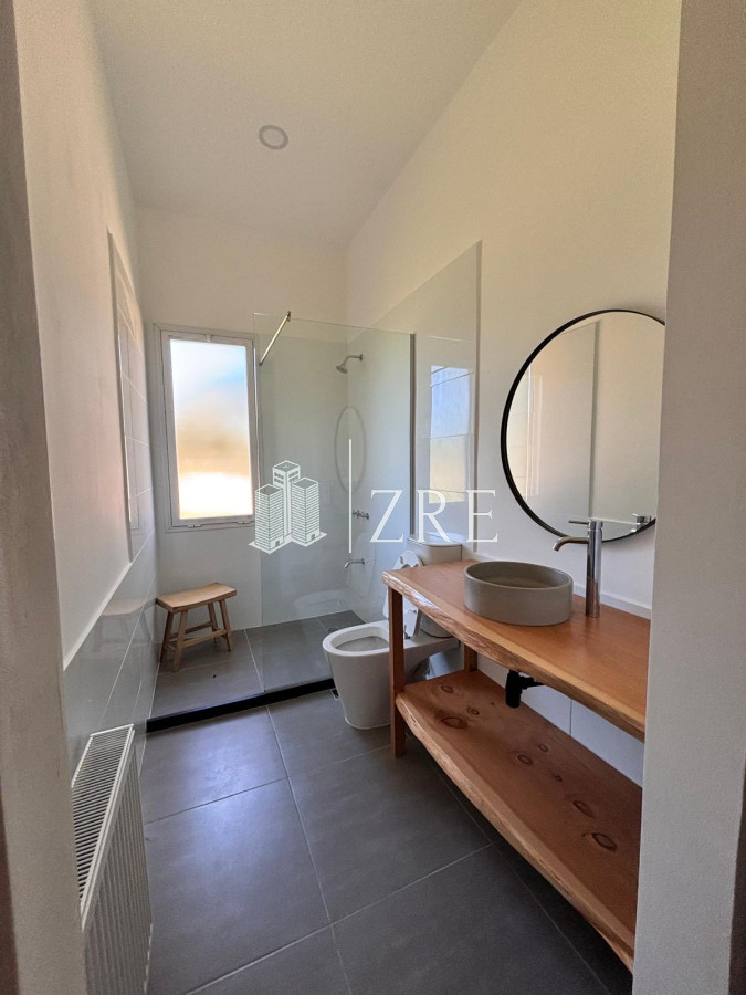 Casa ID.764 - Venta Casa La Barra, Maldonado
