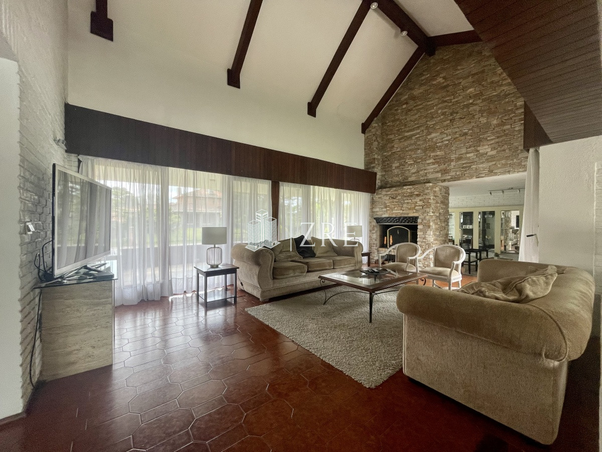 Casa ID.466 - Venta casa 8 dormitorios Punta del Este