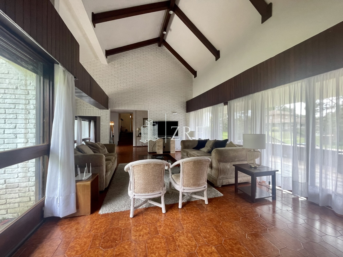 Casa ID.466 - Venta casa 8 dormitorios Punta del Este