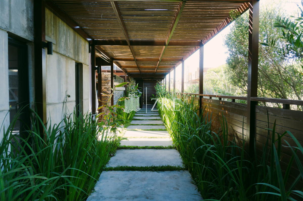 Casa ID.1349 - Alquiler casa 4 dormitorios Punta Piedras, Manantiales. 