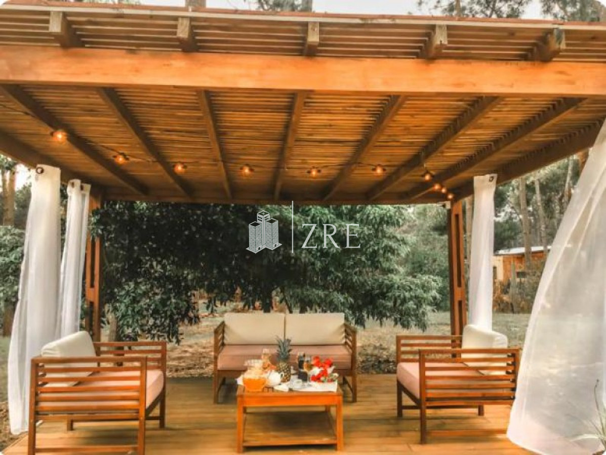 Casa ID.720 - Venta y alquiler espectacular casa en Parque Burnett, Maldonado