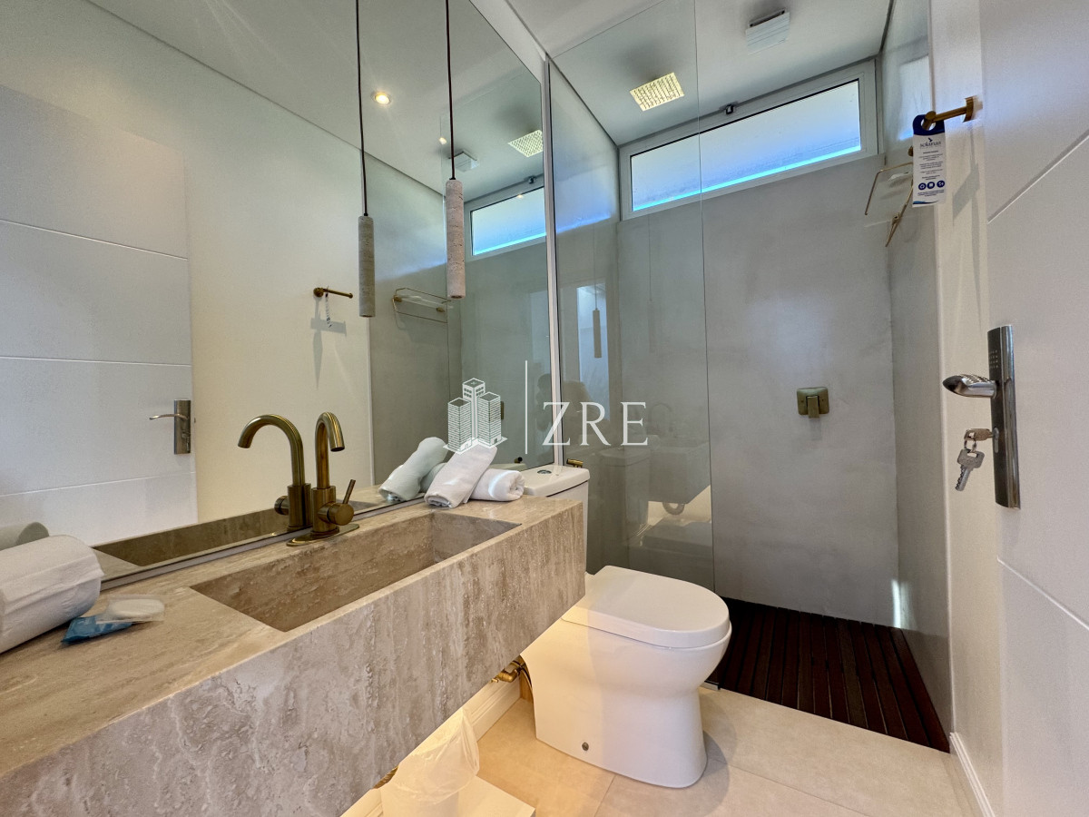 Casa ID.555 - Venta de casa 4 dormitorios en Green Park, Punta Ballena.