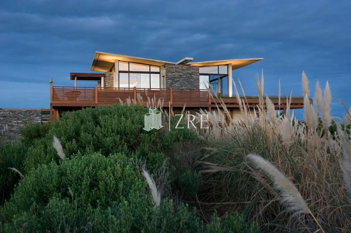 Casa ID.1349 - Alquiler casa 4 dormitorios Punta Piedras, Manantiales. 