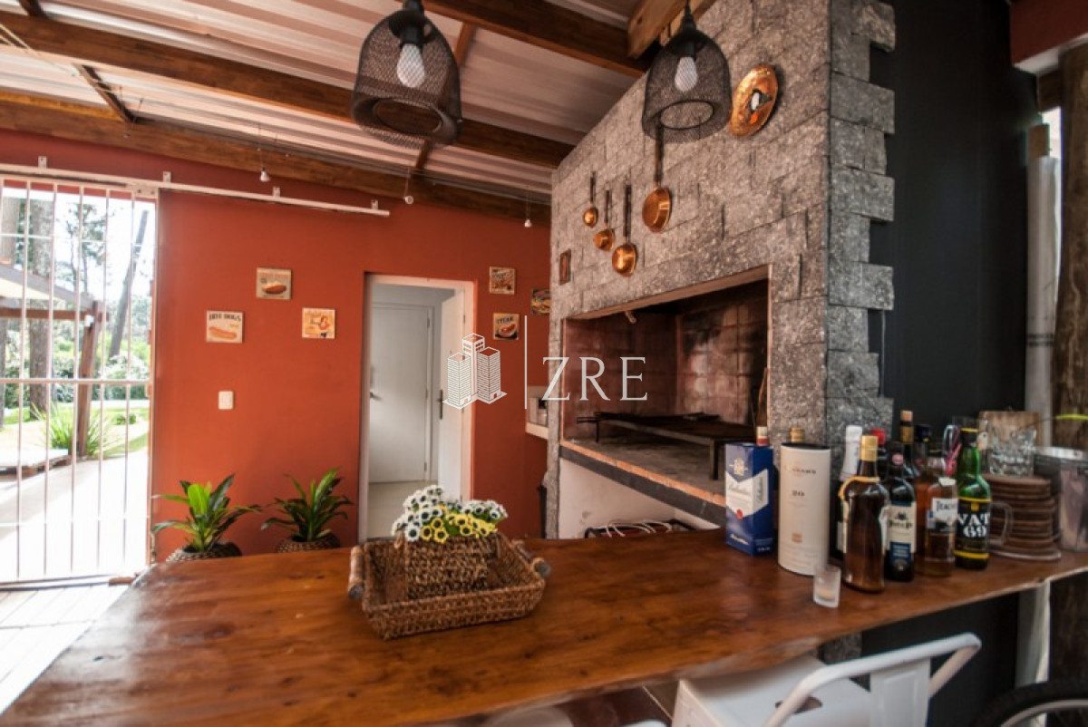 Casa ID.720 - Venta y alquiler espectacular casa en Parque Burnett, Maldonado