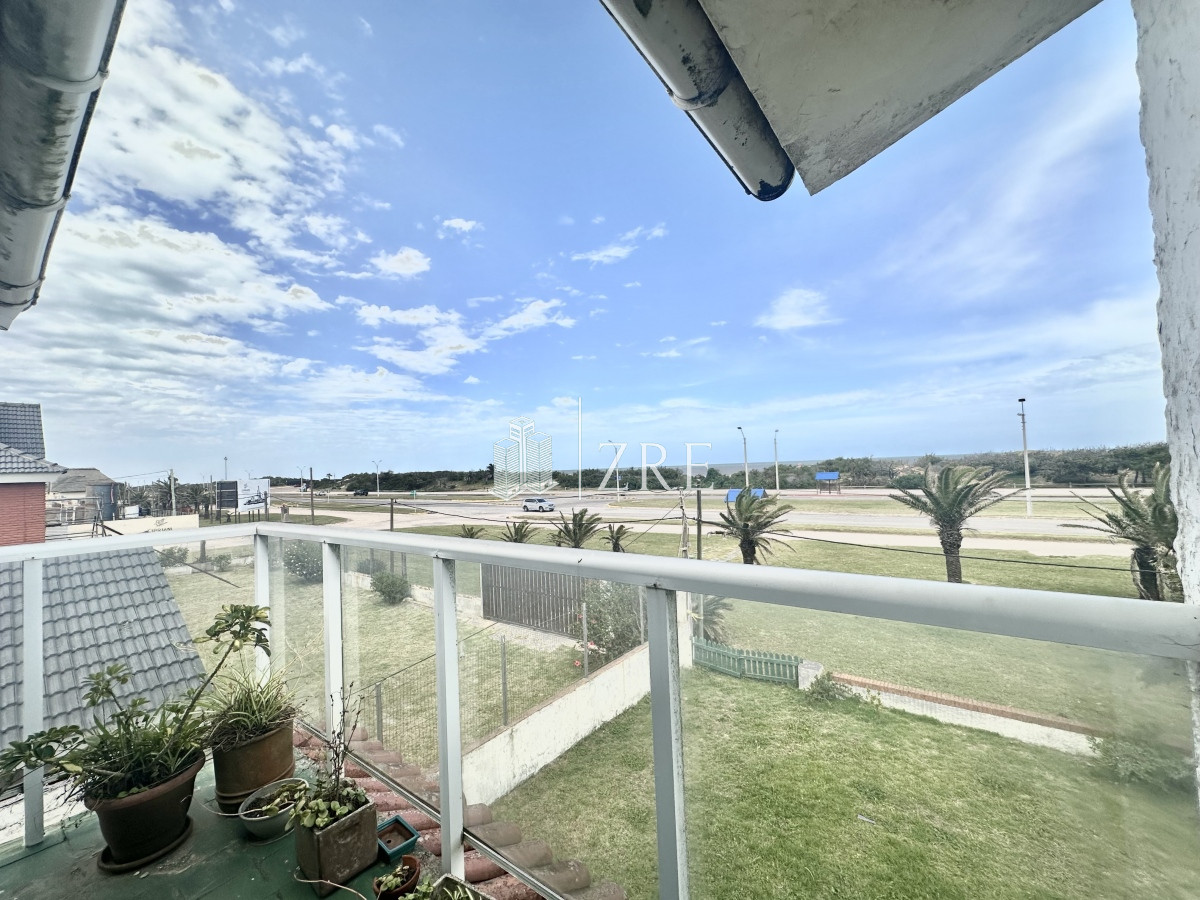 Casa ID.798 - Venta casa 7 dormitorios. Playa brava, Punta del Este