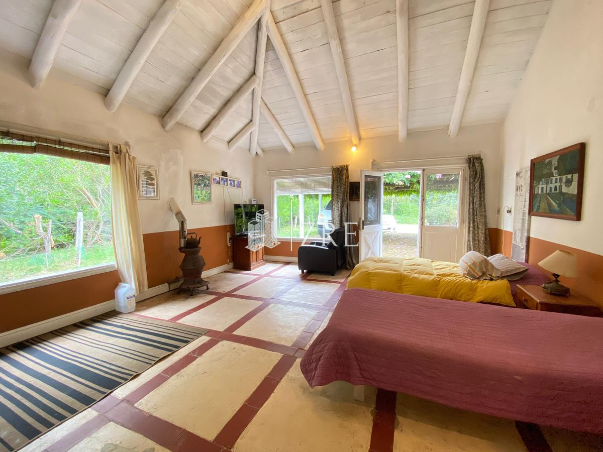 Casa ID.807 - Venta Casa - 5 Dormitorios 3 baños - Pileta - La Barra 