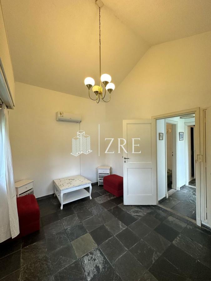 Casa ID.589 - Venta Casa 9 dormitorios