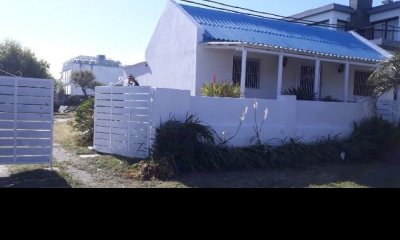 Venta casa 2 dormitorios.