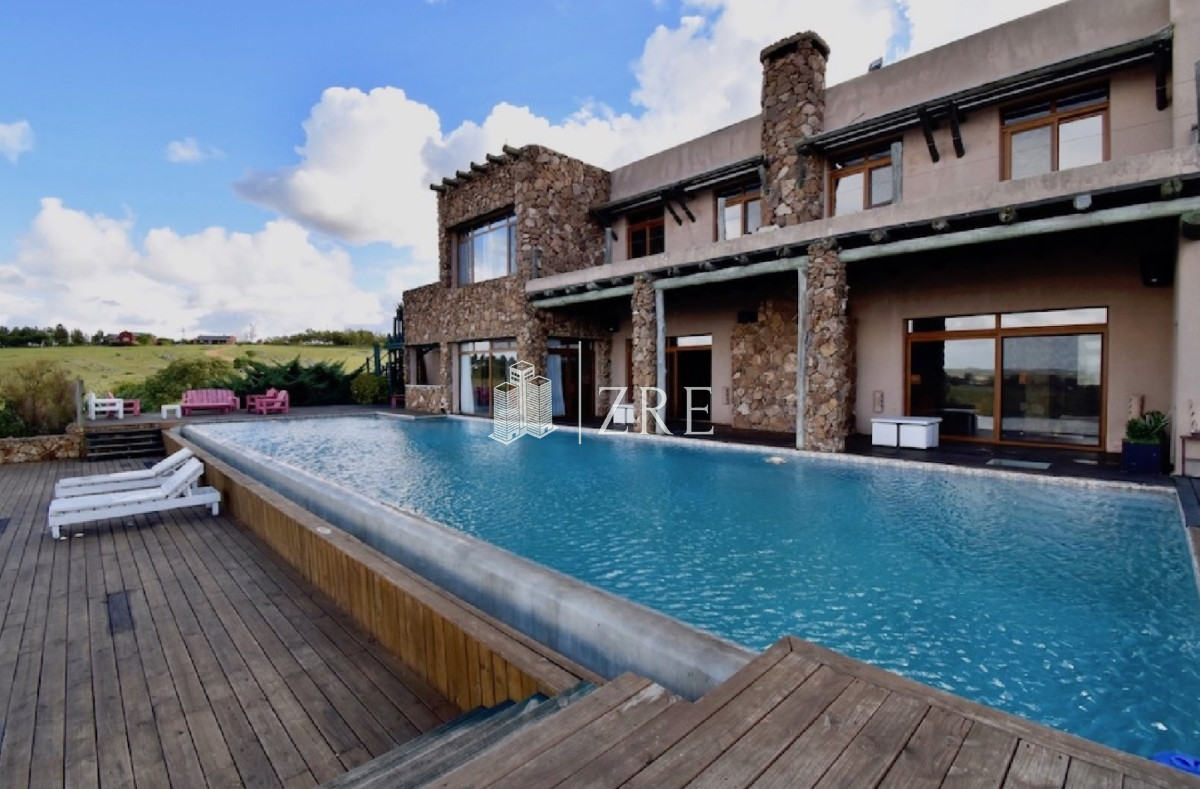 Chacra ID.909 - Venta Chacra en venta sobre cerro Eguzquiza 