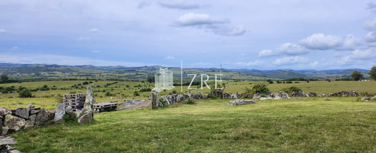 Campo Ref.108 - Venta 47has con casa, costa de arroyo y 5 tajamares