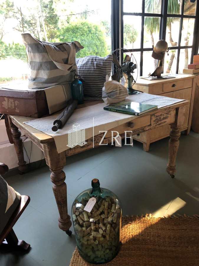 Local Comercial ID.525 - Local de perfecta ubicación en La Barra!!