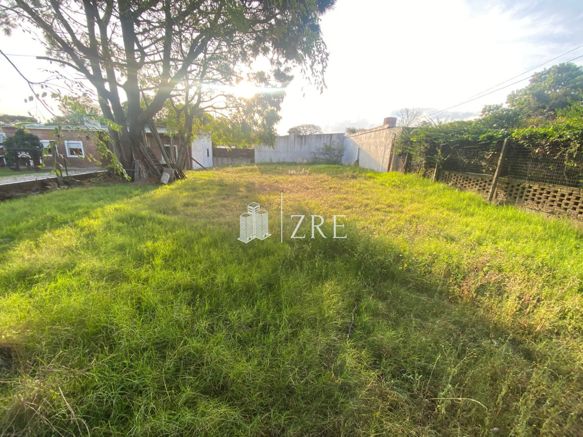 Terreno ID.230 - Venta terreno en playa mansa Punta del Este 