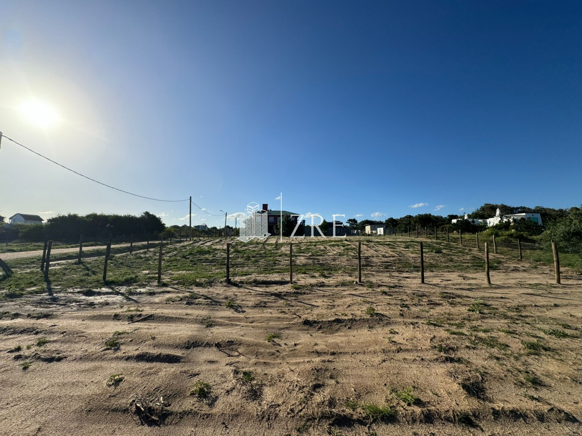 Terreno ID.772 - Venta terreno primera linea. Balneario Buenos Aires. 