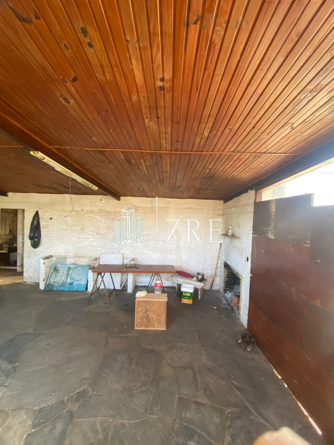 Terreno ID.742 - Venta terreno Punta del Este con casa para reciclar