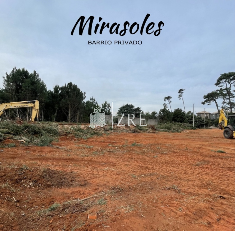 Terreno ID.135 - Venta Lote Barrio Privado Mirasoles - 1085 metros - Punta Del Este 