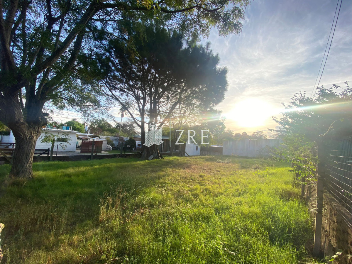 Terreno ID.230 - Venta terreno en playa mansa Punta del Este 