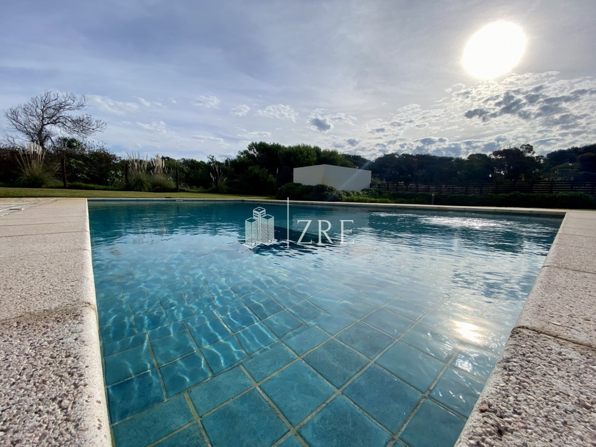 Apartamento ID.116 - Alquiler espectacular apartamento en primera linea - Punta del Este, Brava