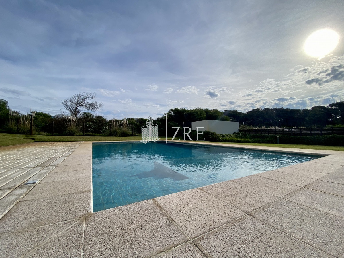 Apartamento ID.116 - Alquiler espectacular apartamento en primera linea - Punta del Este, Brava
