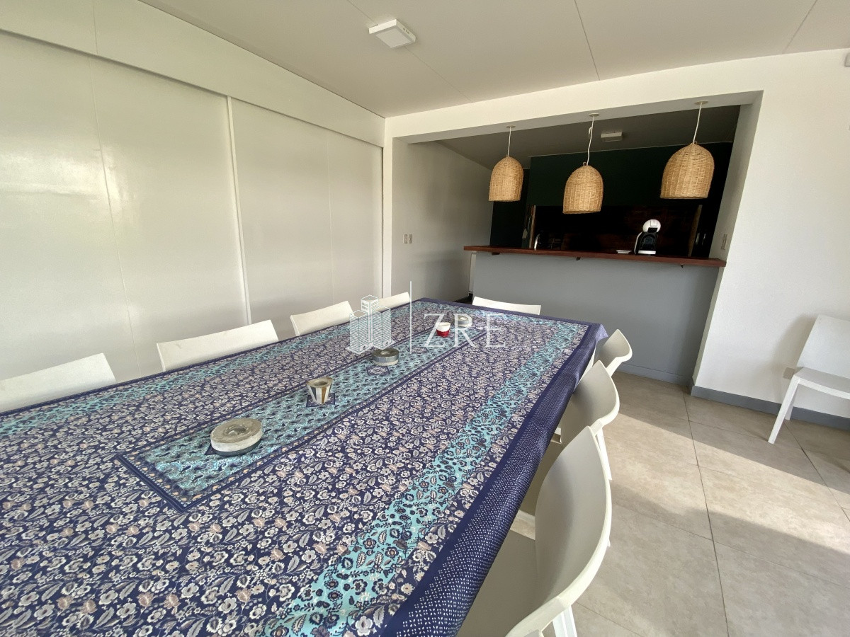 Apartamento ID.233 - Venta apartamento 3 dormitorios playa brava Punta del Este 