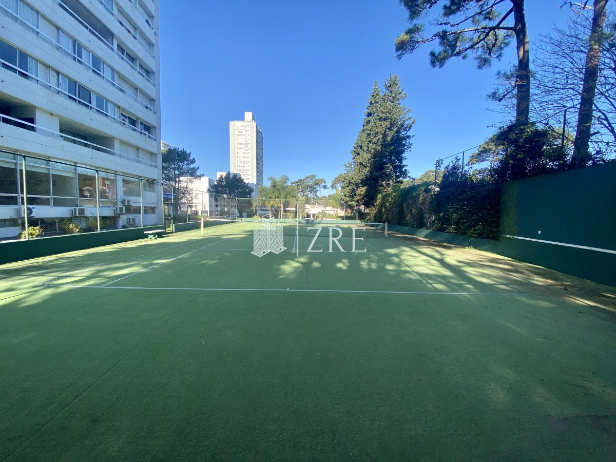 Apartamento ID.92 - Venta apartamento 3 dormitorios. Roosevelt, Punta del Este