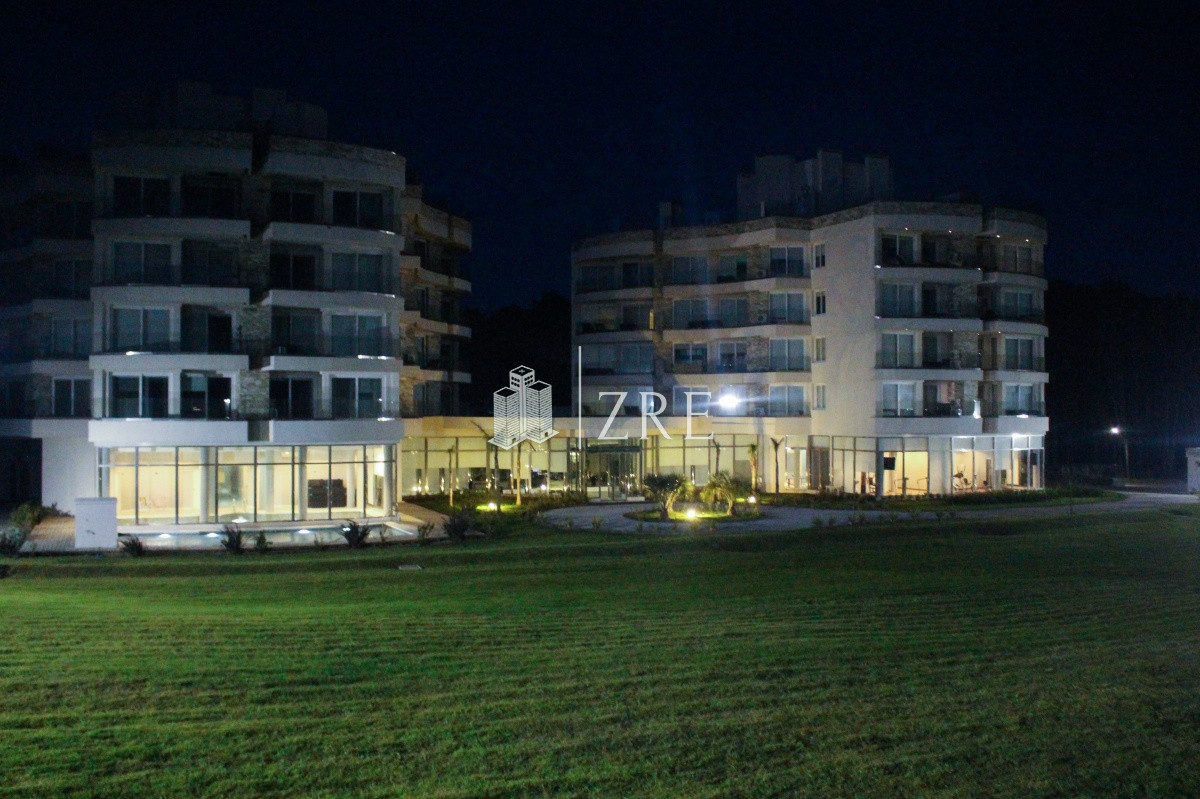 Apartamento ID.372 - Venta apartamento primera linea mansa
