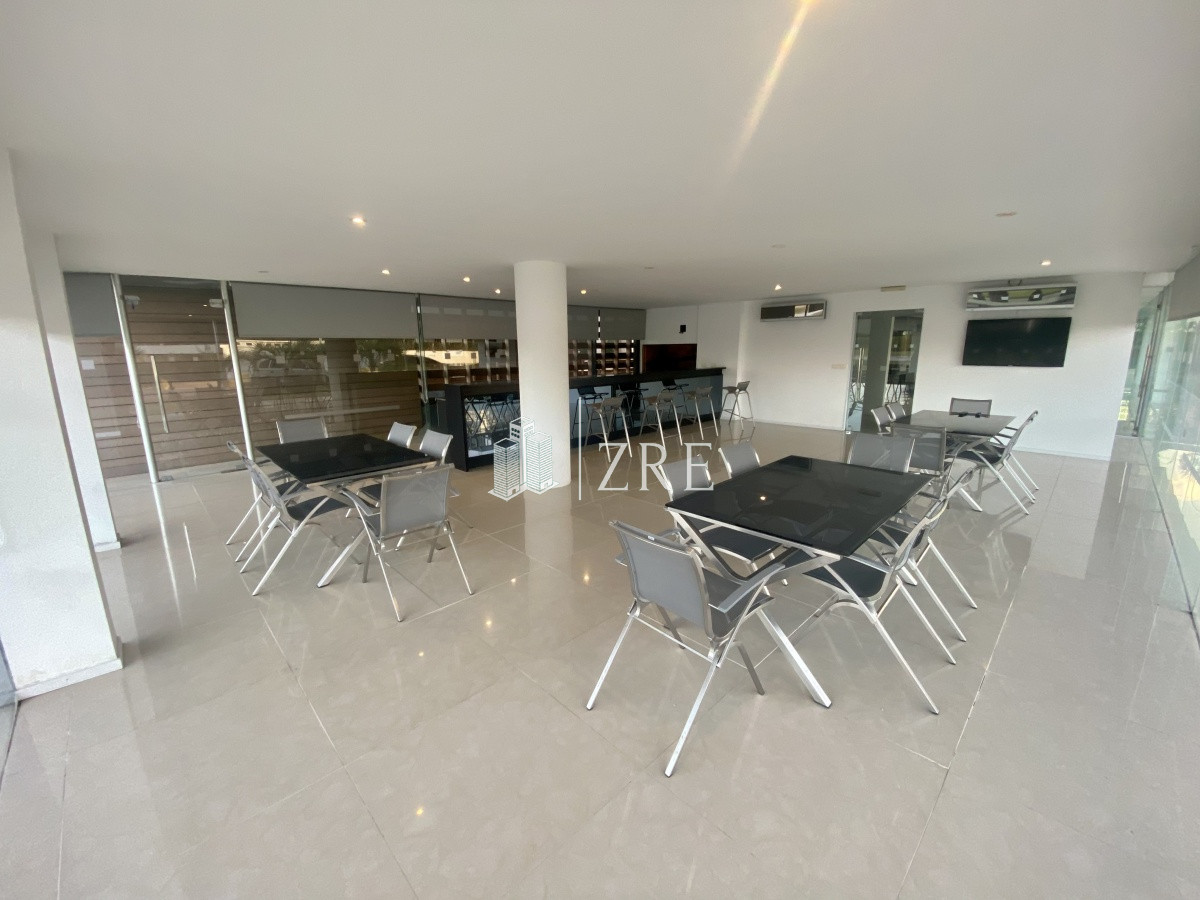 Apartamento ID.334 - Venta apartamento 2 dormitorios. Playa brava, Punta del Este