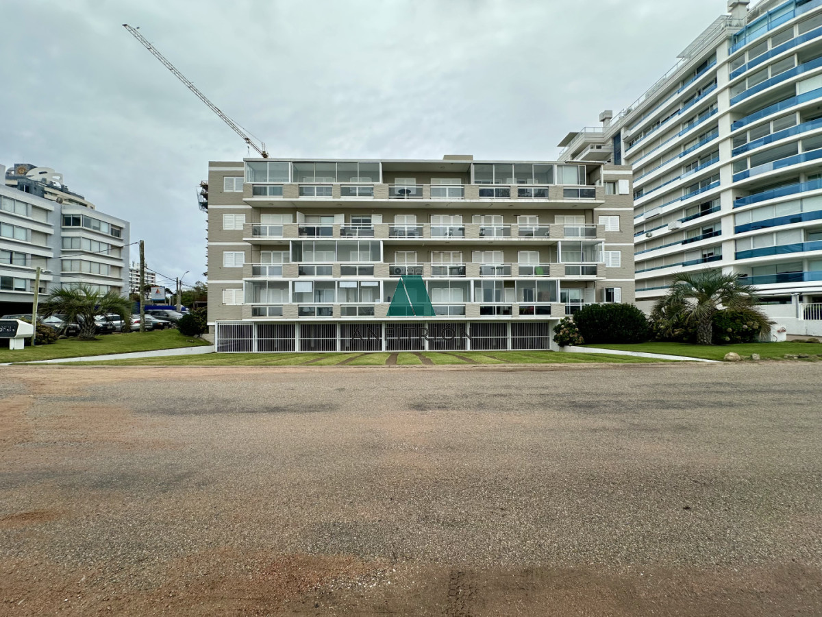 Apartamento ID.695 - Venta apartamento 1 dormitorio playa brava Punta del Este
