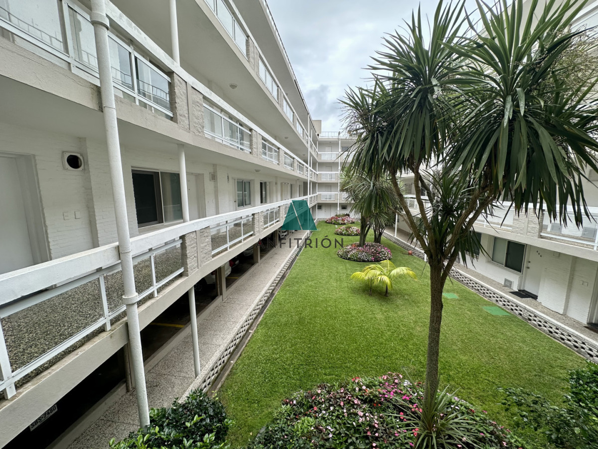 Apartamento ID.695 - Venta apartamento 1 dormitorio playa brava Punta del Este
