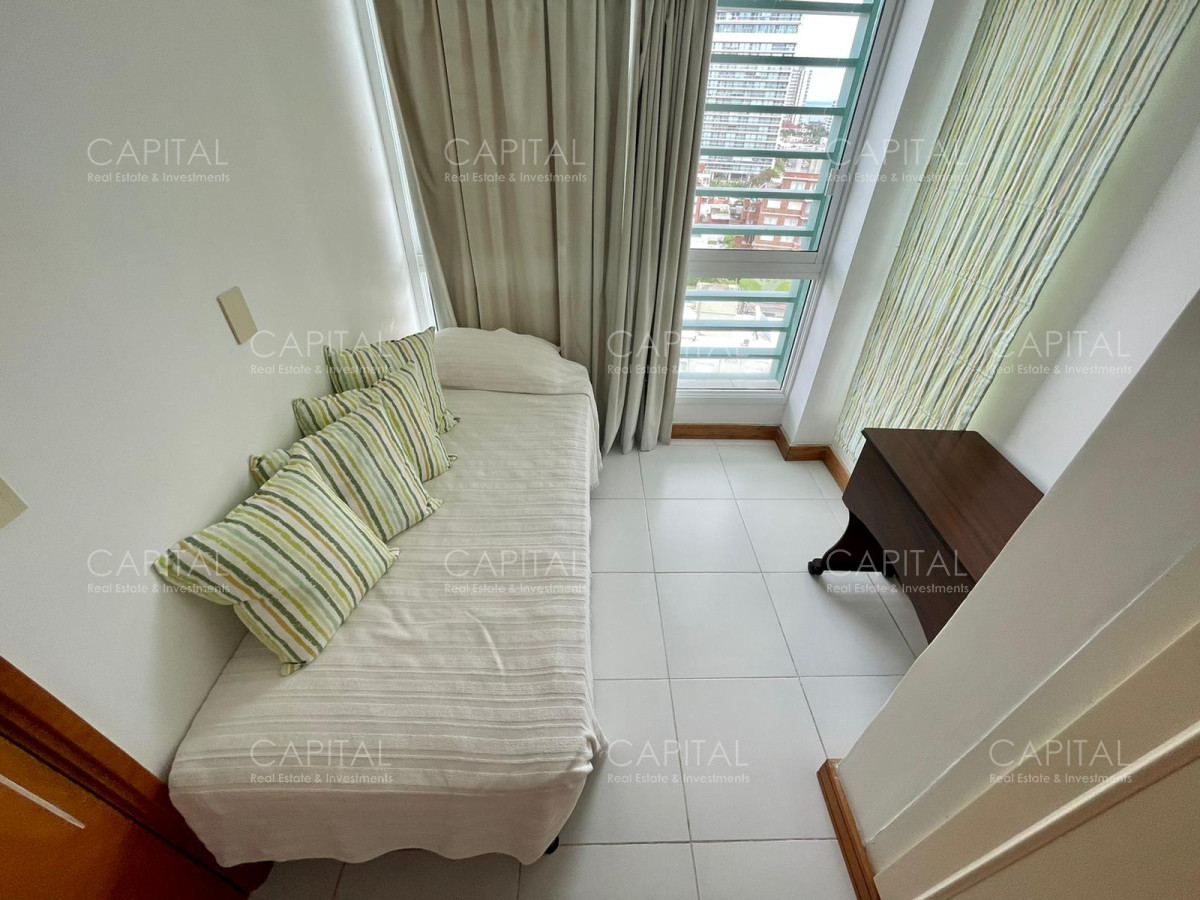 Apartamento ID.30936 - Excepcional penthouse en primera linea de la Brava!