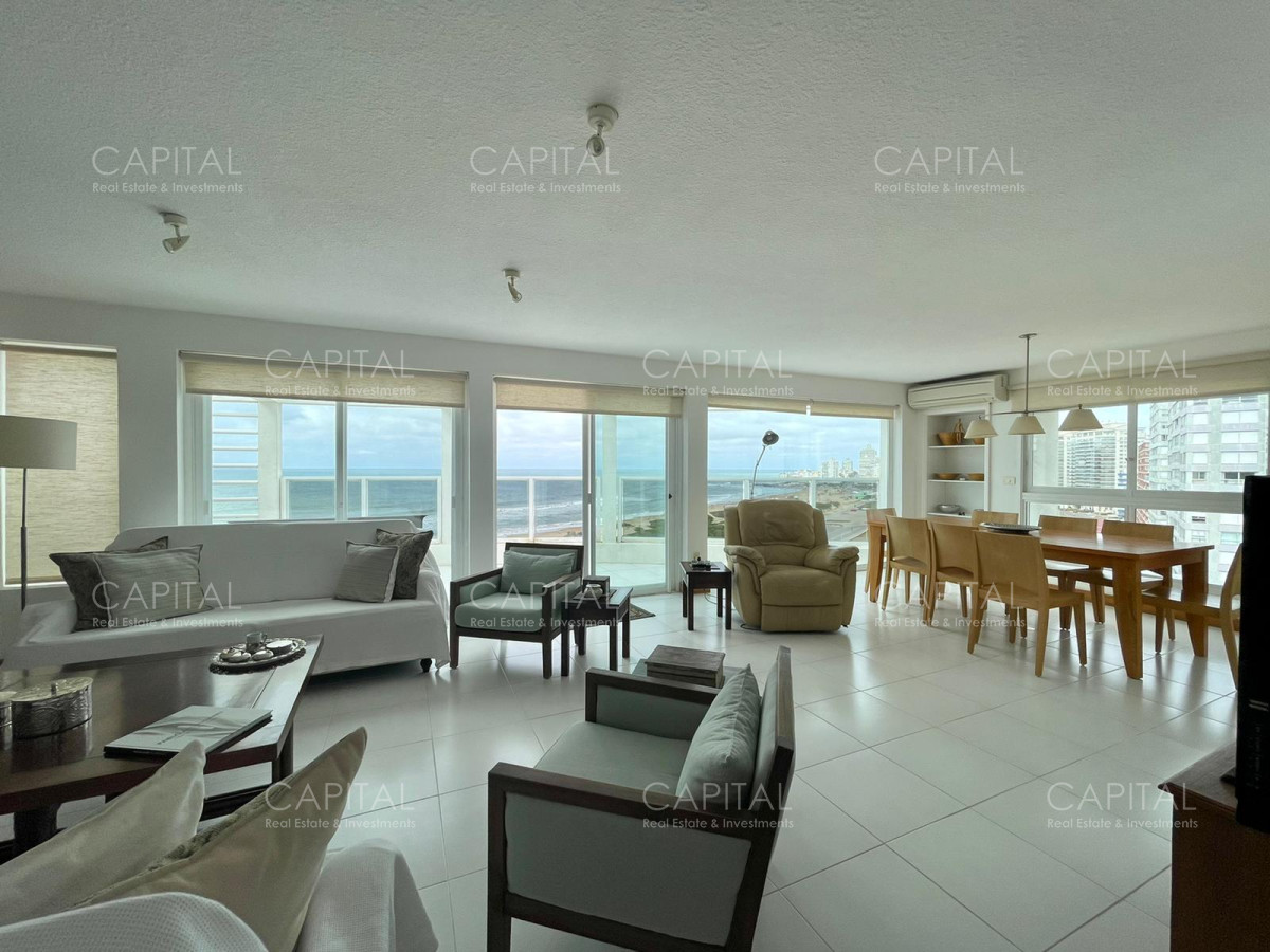 Apartamento ID.30936 - Excepcional penthouse en primera linea de la Brava!