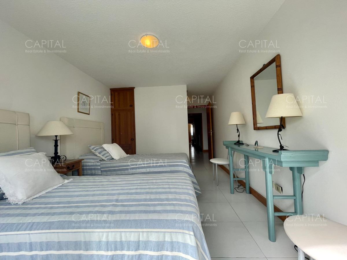 Apartamento ID.30936 - Excepcional penthouse en primera linea de la Brava!