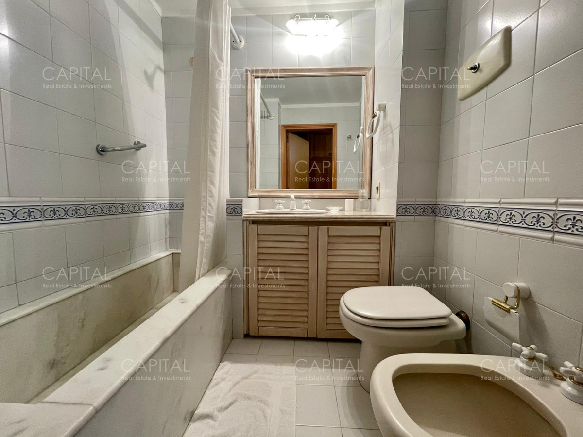 Apartamento ID.30936 - Excepcional penthouse en primera linea de la Brava!