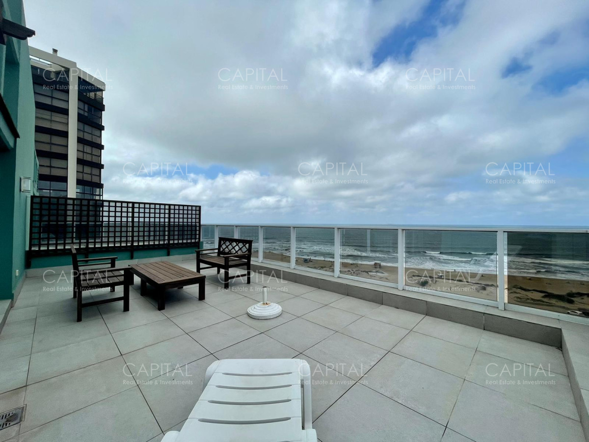Apartamento ID.30936 - Excepcional penthouse en primera linea de la Brava!