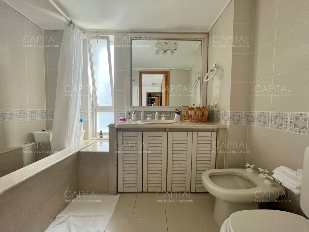 Apartamento ID.30936 - Excepcional penthouse en primera linea de la Brava!