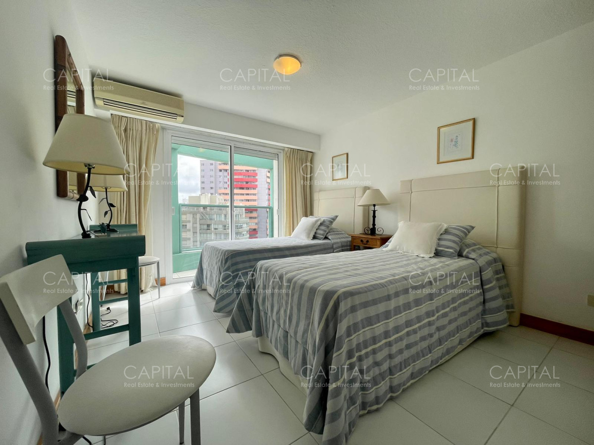 Apartamento ID.30936 - Excepcional penthouse en primera linea de la Brava!