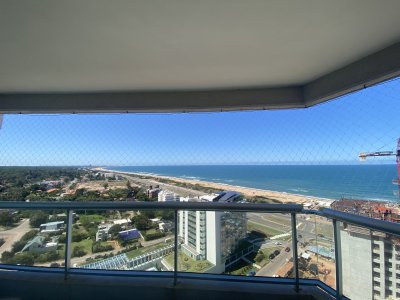 Venta apartamento 3 dormitorios punta del este