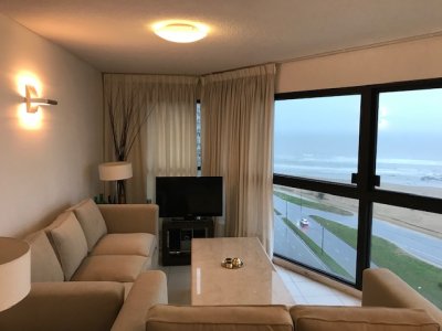 Alquiler temporal apartamento 3 dormitorios. Playa brava, Punta del Este  - DMC5287A