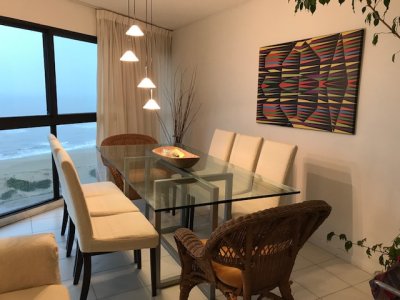 Alquiler temporal apartamento 3 dormitorios. Playa brava, Punta del Este  - DMC5287A