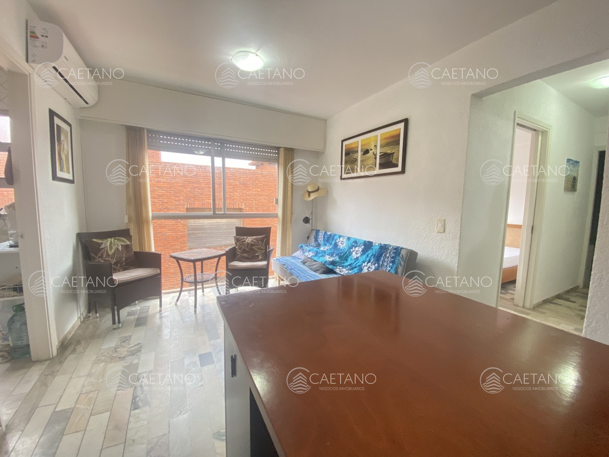 Venta apartamento 2 dormitorios punta del este  - DMC10616A