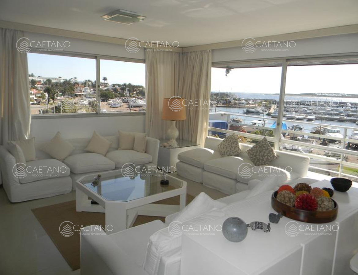 Venta apartamento 4 dormitorios Puerto Punta del Este