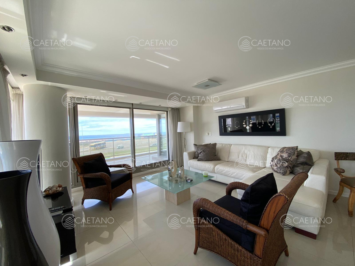 Brava - GoPunta - Portal Inmobiliario de Punta del Este - Maldonado