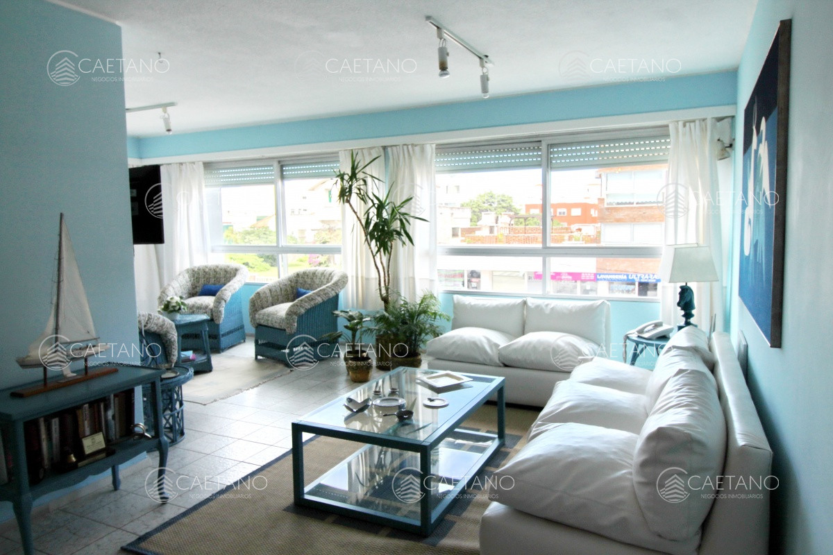 Venta apartamento 2 dormitorios. Península, Punta del Este 