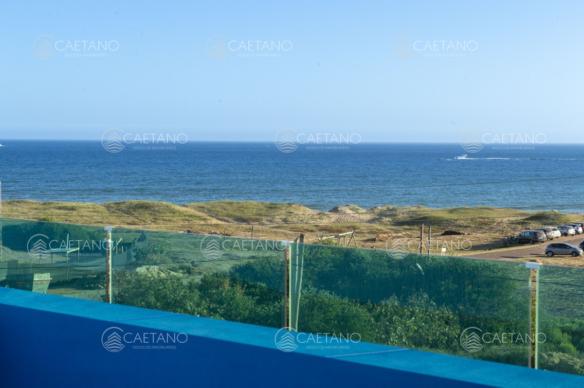 Venta apartamento Las Grutas Punta Ballena. 