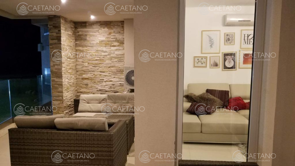 Venta apartamento 2 dormitorios, playa mansa. Punta del Este