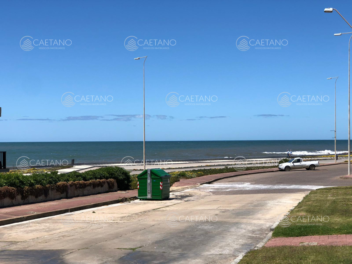 OPORTUNIDAD EN PENÍNSULA, APARTAMENTO RECICLADO !