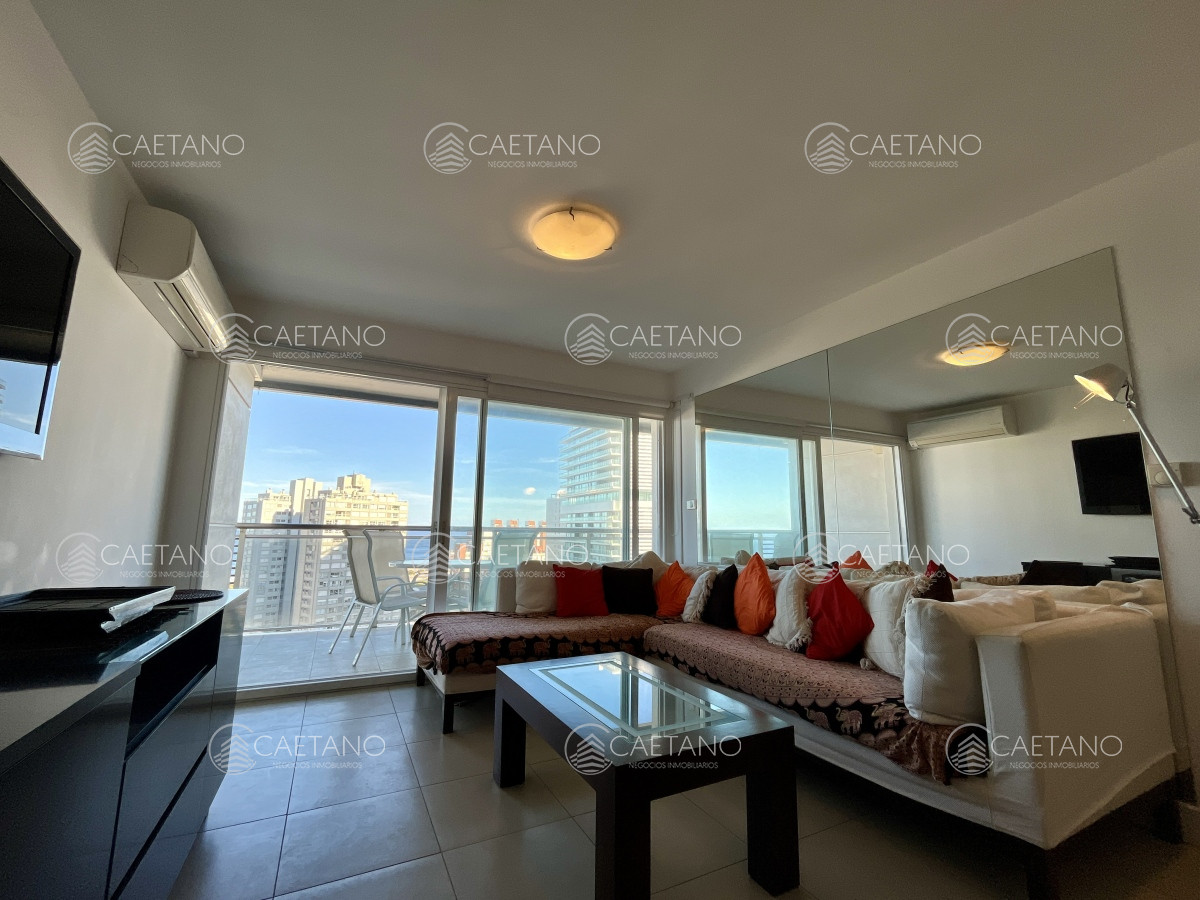 Venta apartamento 2 dormitorios. Aidy Grill, Punta del Este