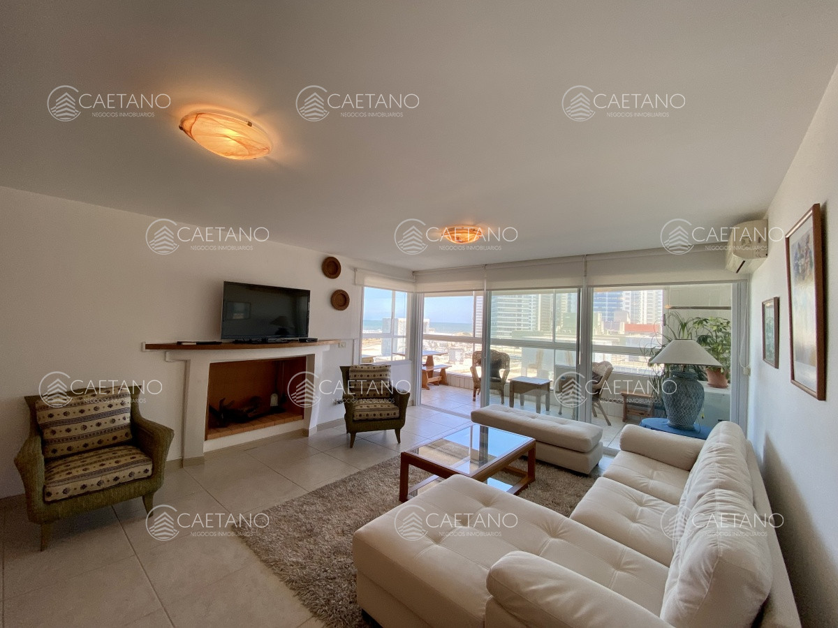 Venta apartamento 3 dormitorios playa brava Punta del Este